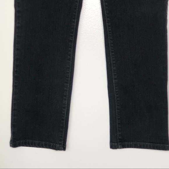 LEVIS. “The original Jean” Mid Rise Skinny - Picture 4 of 8